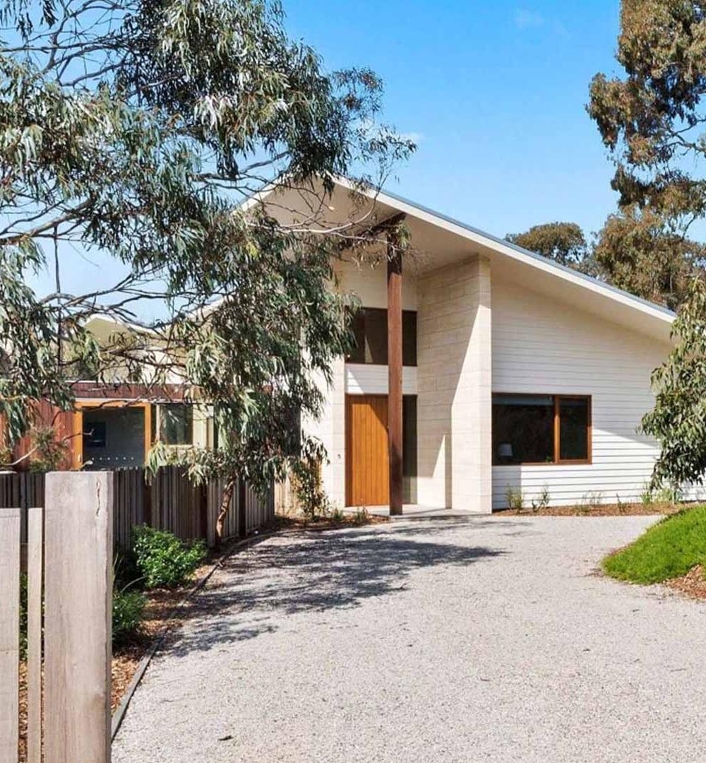 Bellarine Peninsula Beach House, Ocean Grove, built with limestone blocks